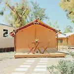 Miramar Playa - Cama Doble مكان تخييم تورّيذيمْبَرّا